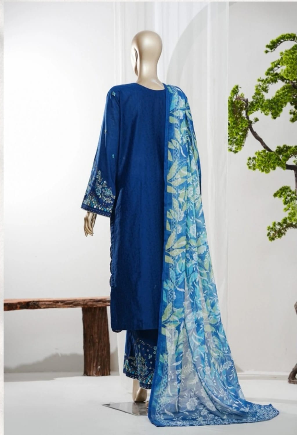 Binsaeed Jacquard Blue 3pc Embroidered D10