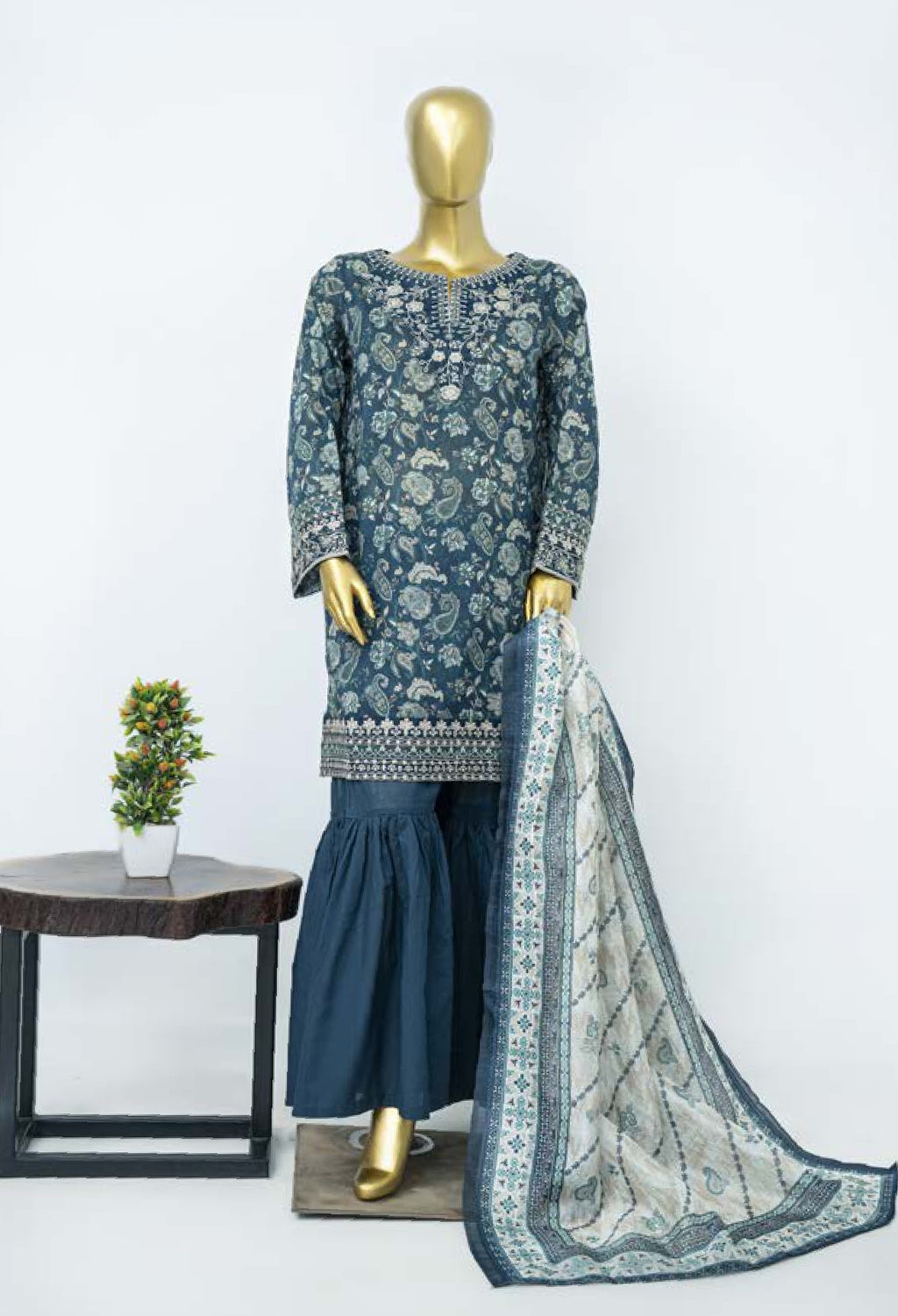 BIN SAEED EXCLUSIVE EMBROIDERED 3PC COLLECTION 02