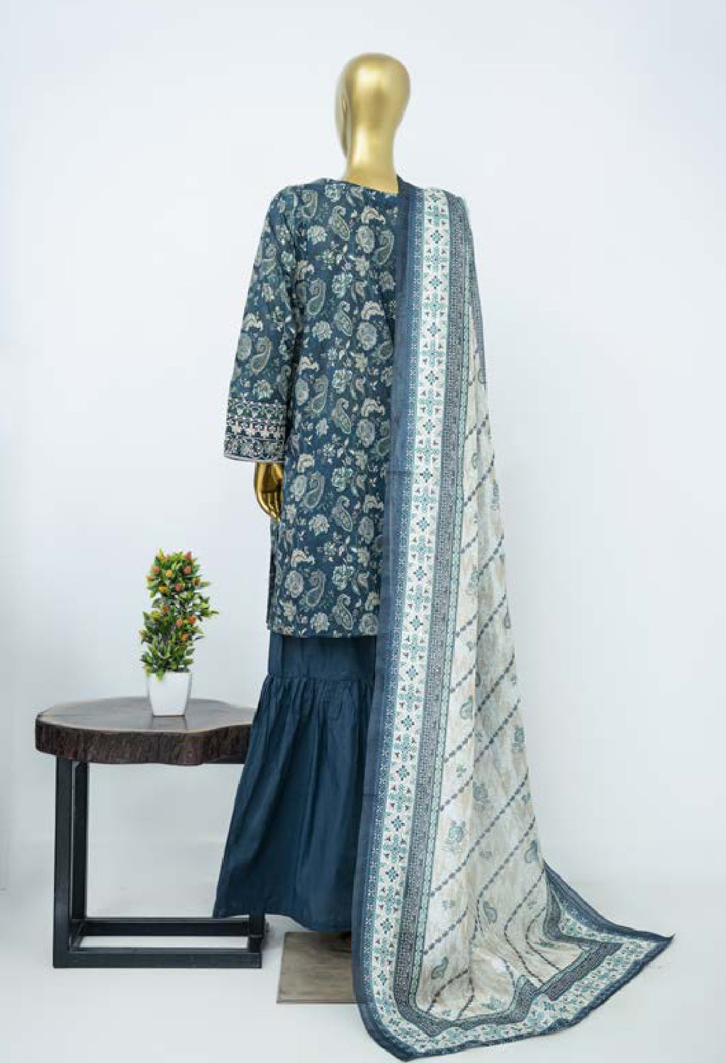 BIN SAEED EXCLUSIVE EMBROIDERED 3PC COLLECTION 02
