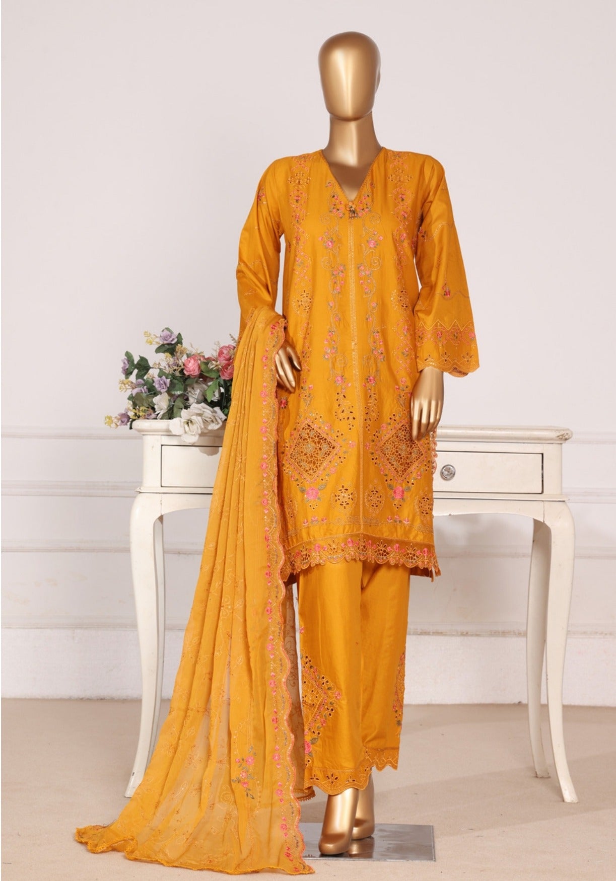 Binsaeed Lawn Embroided 3pc (D2538-R)