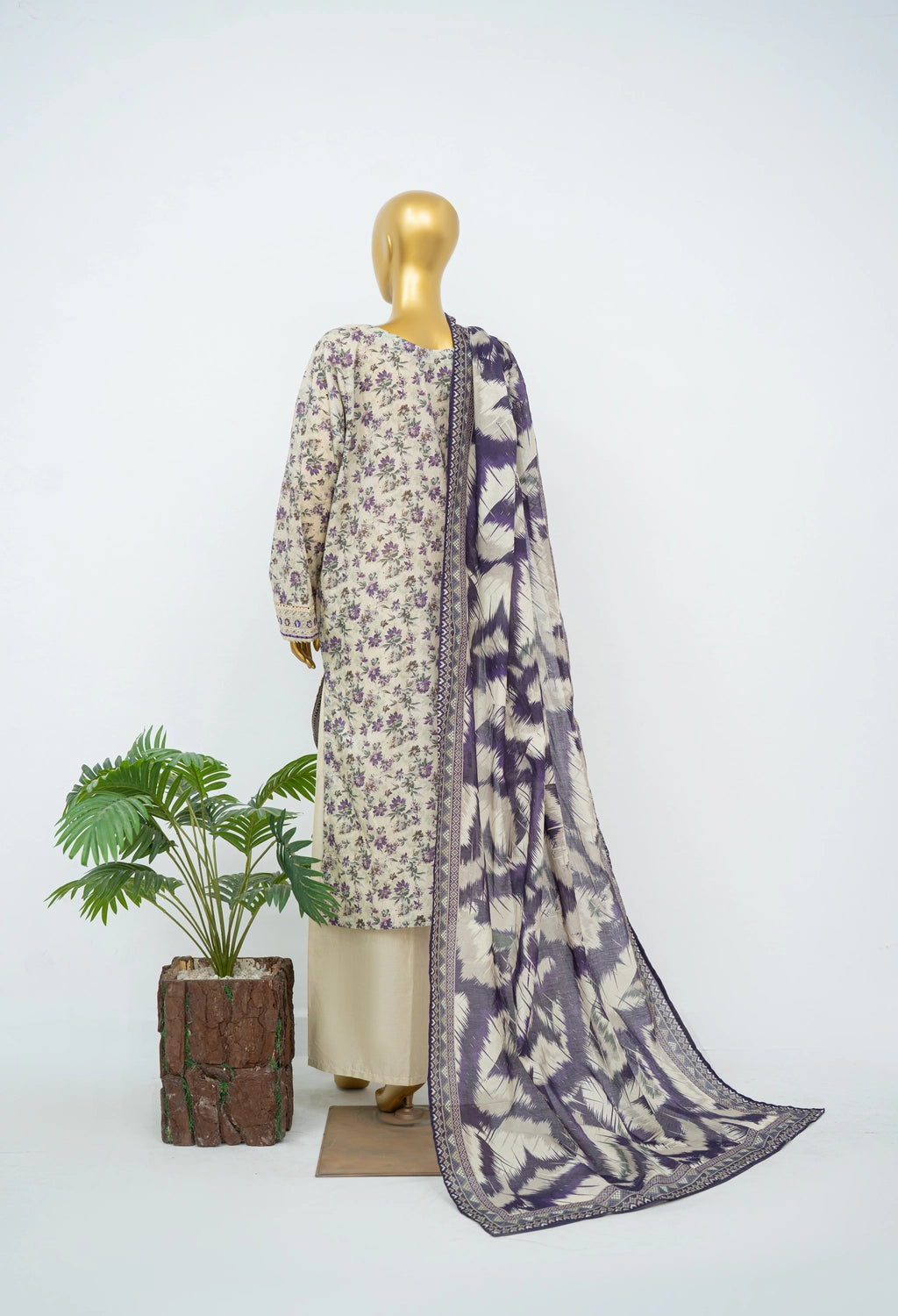 BIN SAEED EXCLUSIVE EMBROIDERED WITH BELLBOTTOM TROUSER 3PC COLLECTION