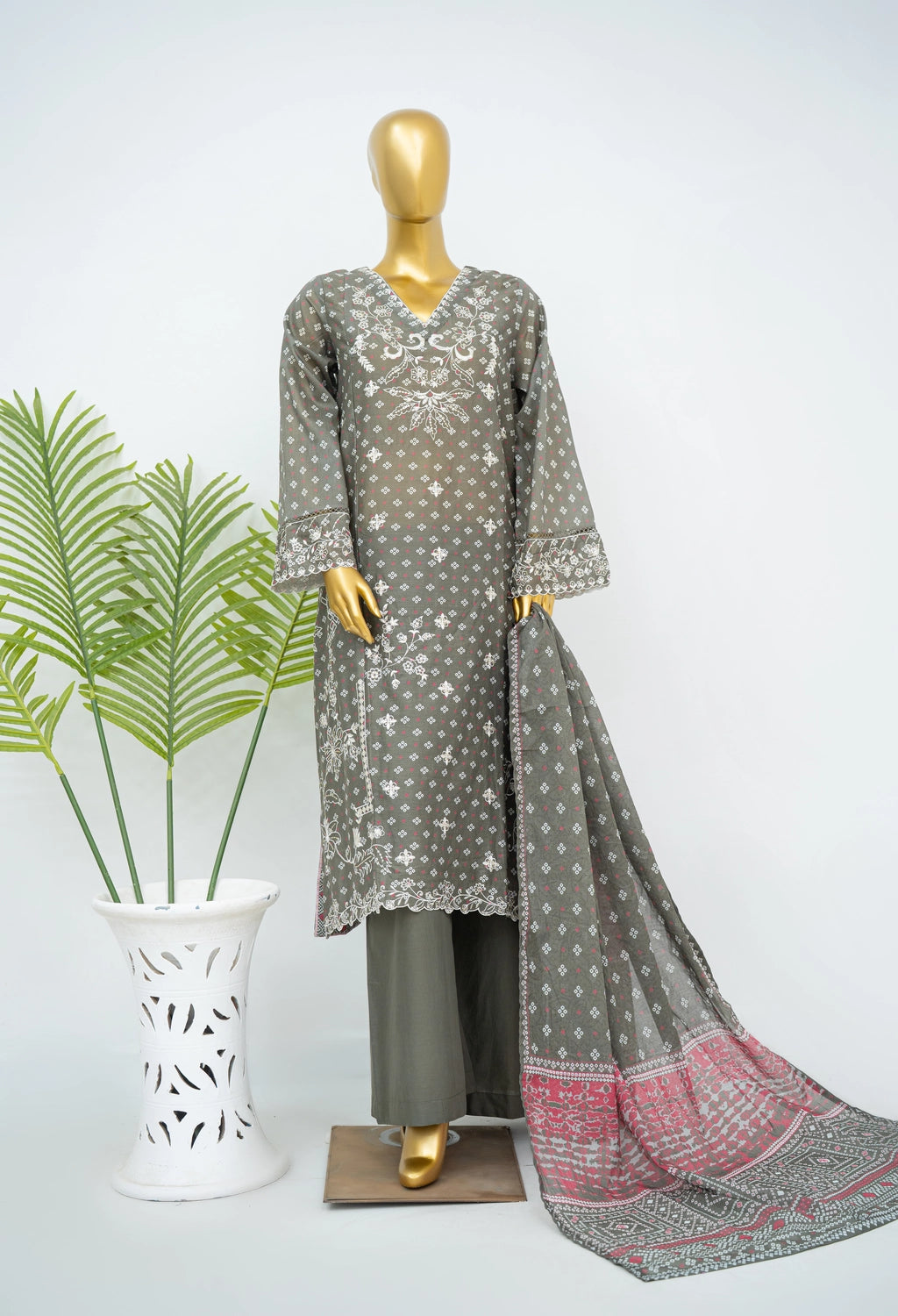 BIN SAEED EXCLUSIVE EMBROIDERED WITH BELLBOTTOM TROUSER 3PC COLLECTION