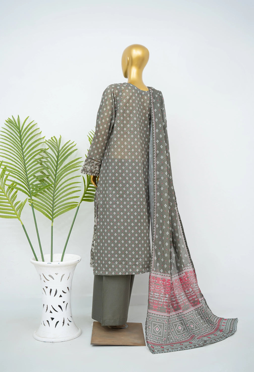 BIN SAEED EXCLUSIVE EMBROIDERED WITH BELLBOTTOM TROUSER 3PC COLLECTION