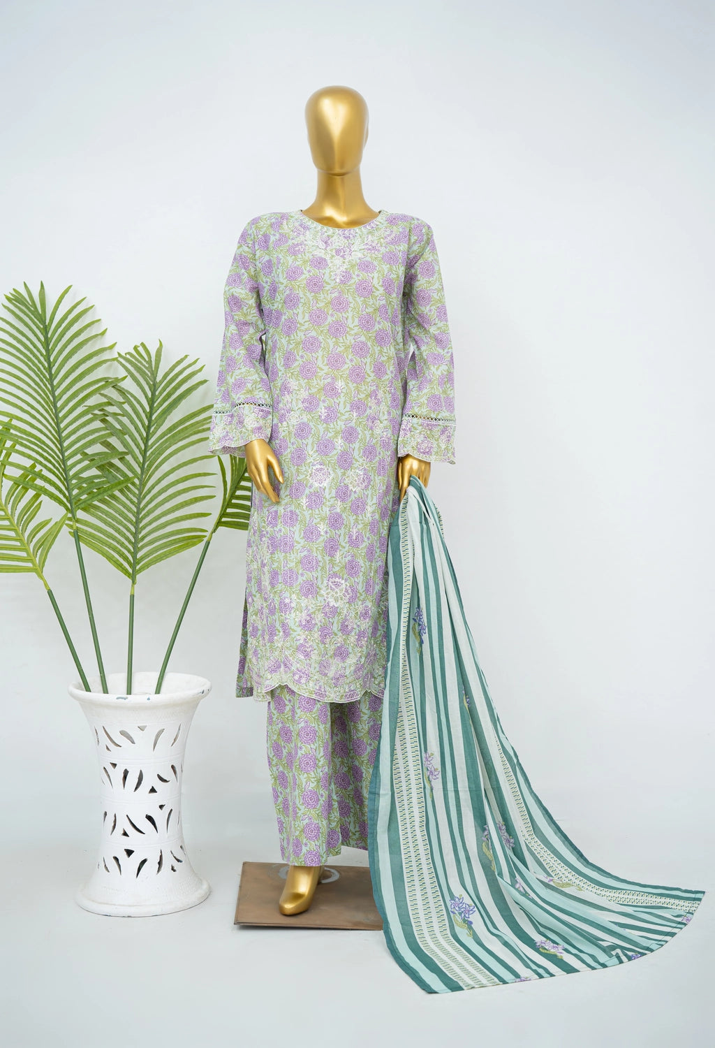 BIN SAEED EXCLUSIVE EMBROIDERED WITH BELLBOTTOM TROUSER 3PC COLLECTION