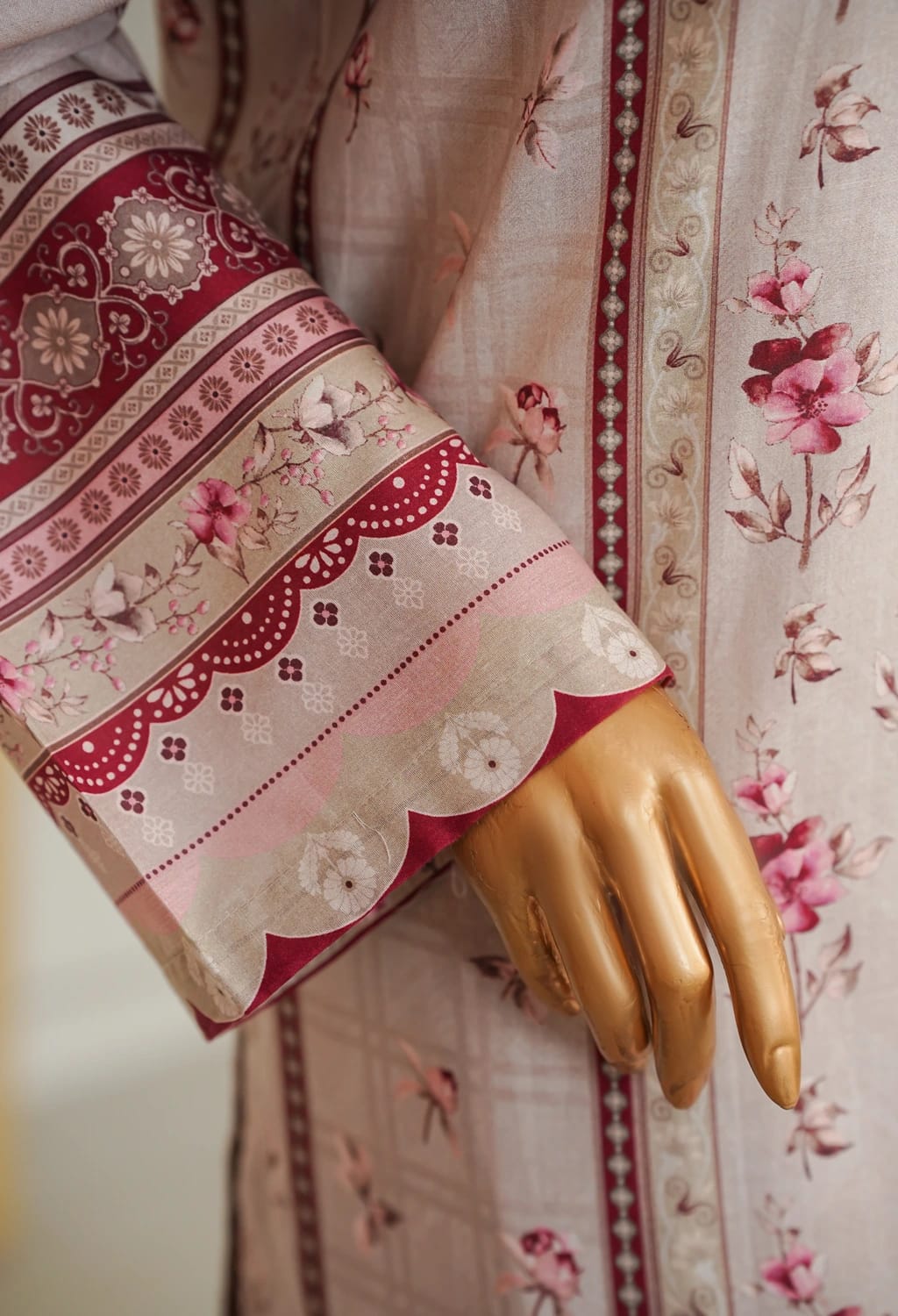 Binsaeed Stitched Pink Printed Lawn 3pc (LSM018)