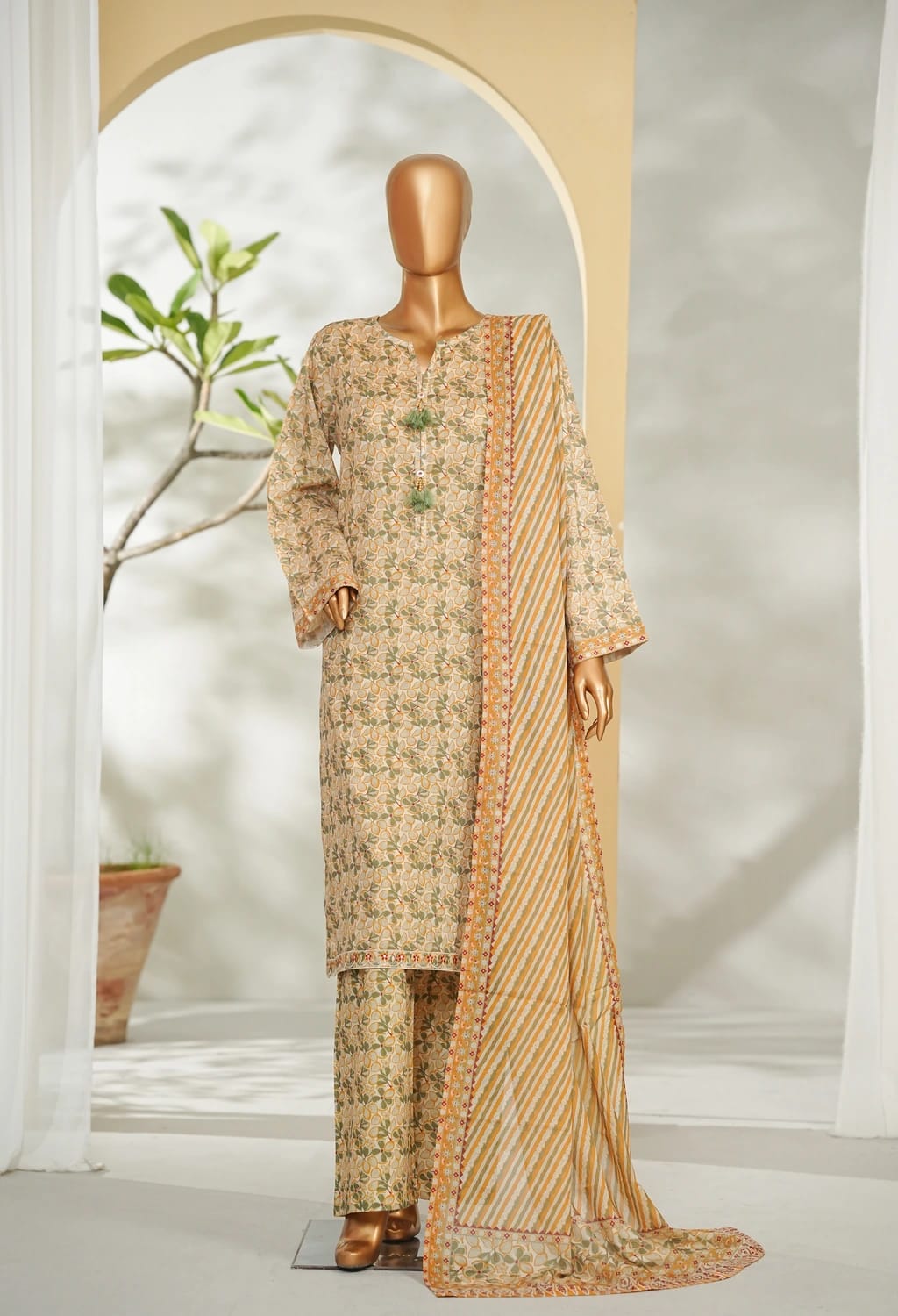 Binsaeed Stitched Ivory Printed Lawn 3pc (LSM049)
