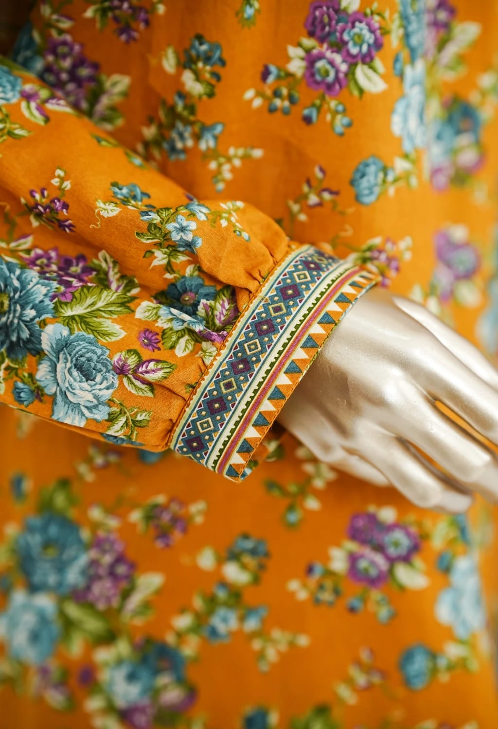 Binsaeed Lawn Printed 3pc (LSM0148)