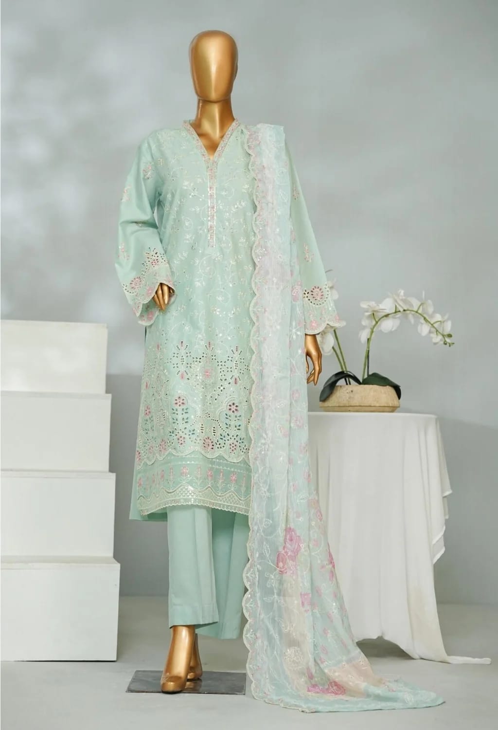 BinsaeedLawn Embroided 3pc (D-62-B)