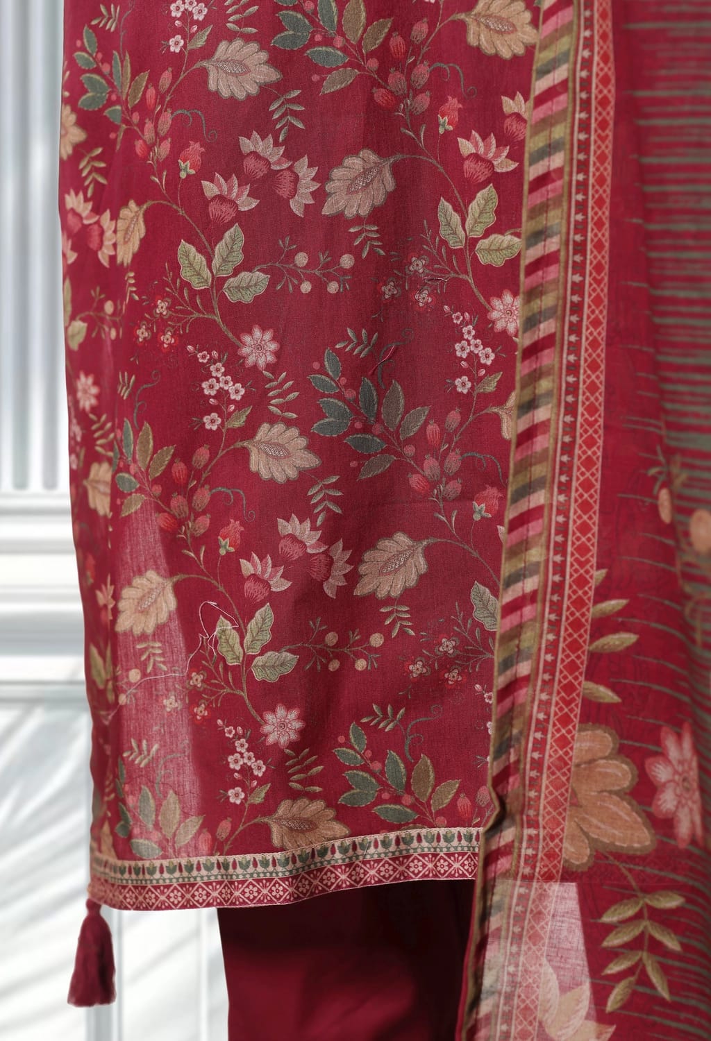 Binsaeed Lawn Printed 3pc (LSM102)