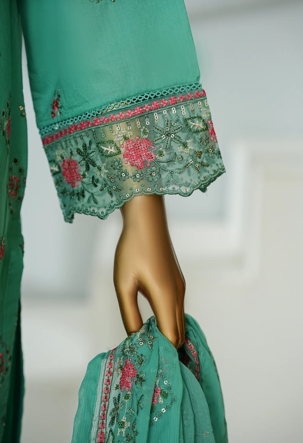 Bin saeed Stithed Plain Cotton 3pc (D 039-B)