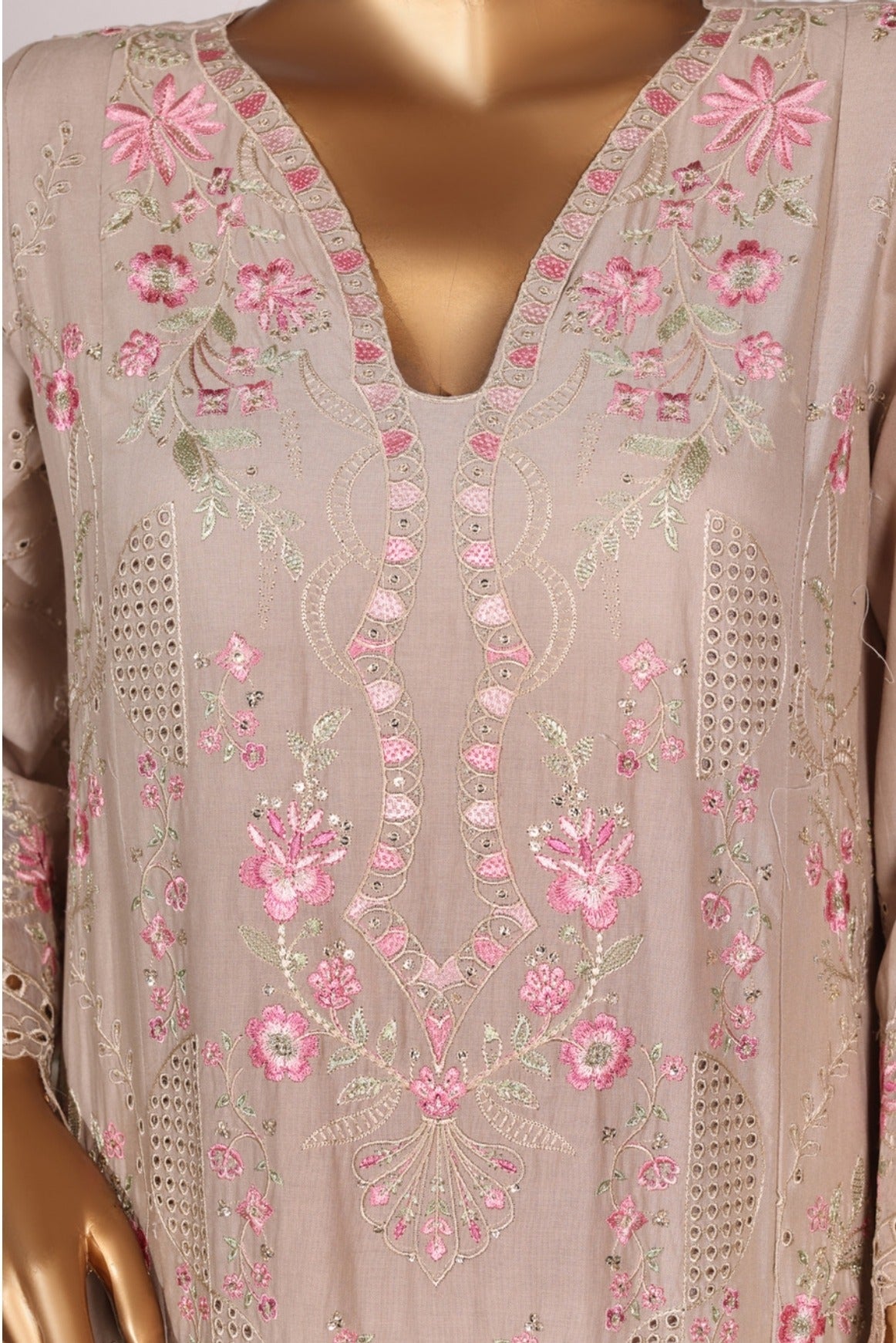 Binsaeed Lawn Embroided 3pc (D2526-R)