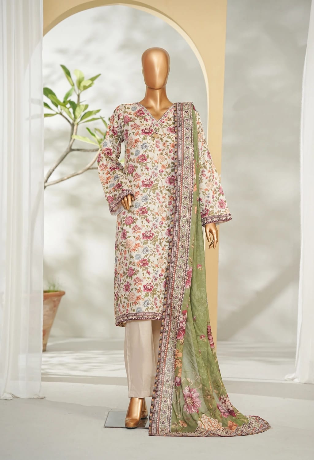 Binsaeed Stitched Ivory Printed Lawn 3pc (LSM010)