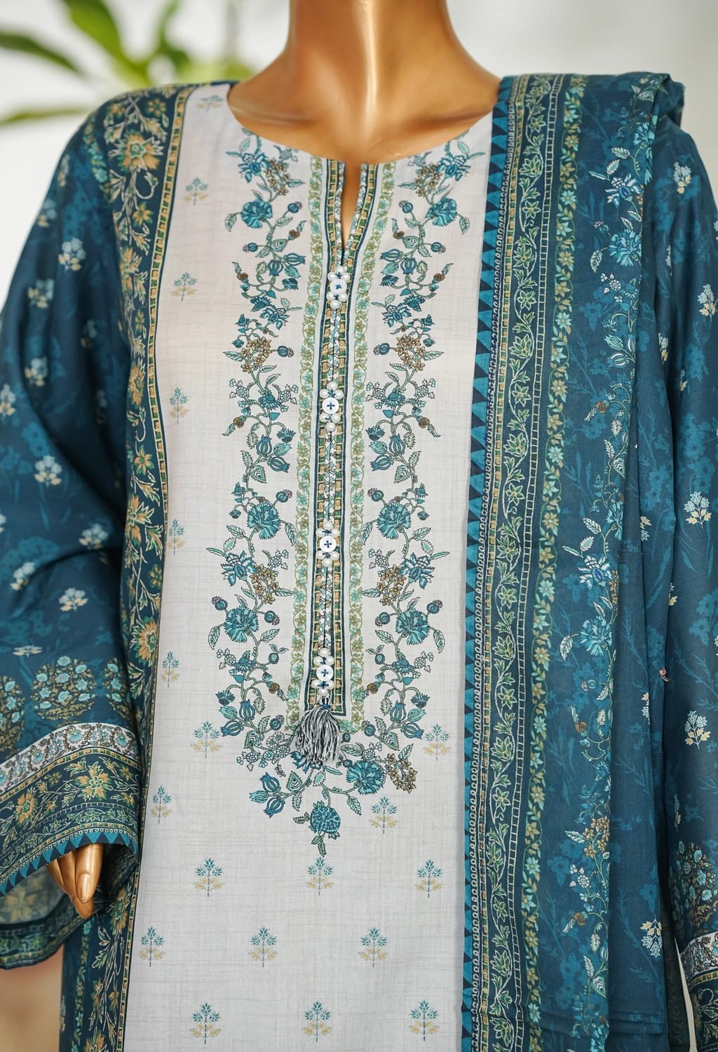 Binsaeed Stitched Green  Printed Lawn 3pc (LSM020)