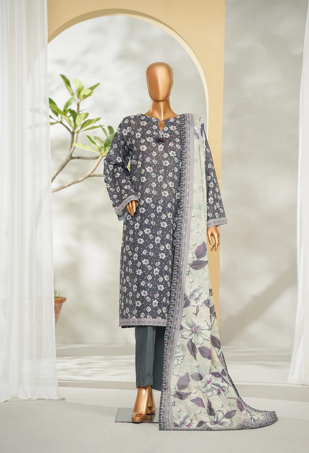 Binsaeed Stitched Gray Printed Lawn 3pc (LSM031)