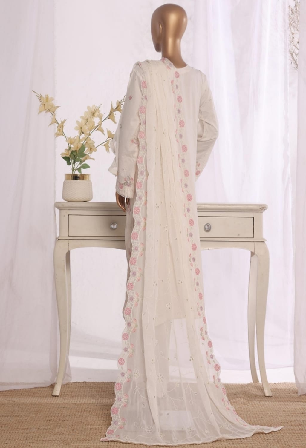 Binsaeed Stitched Embroidered Cotton Ivory 3pc (D033-R)