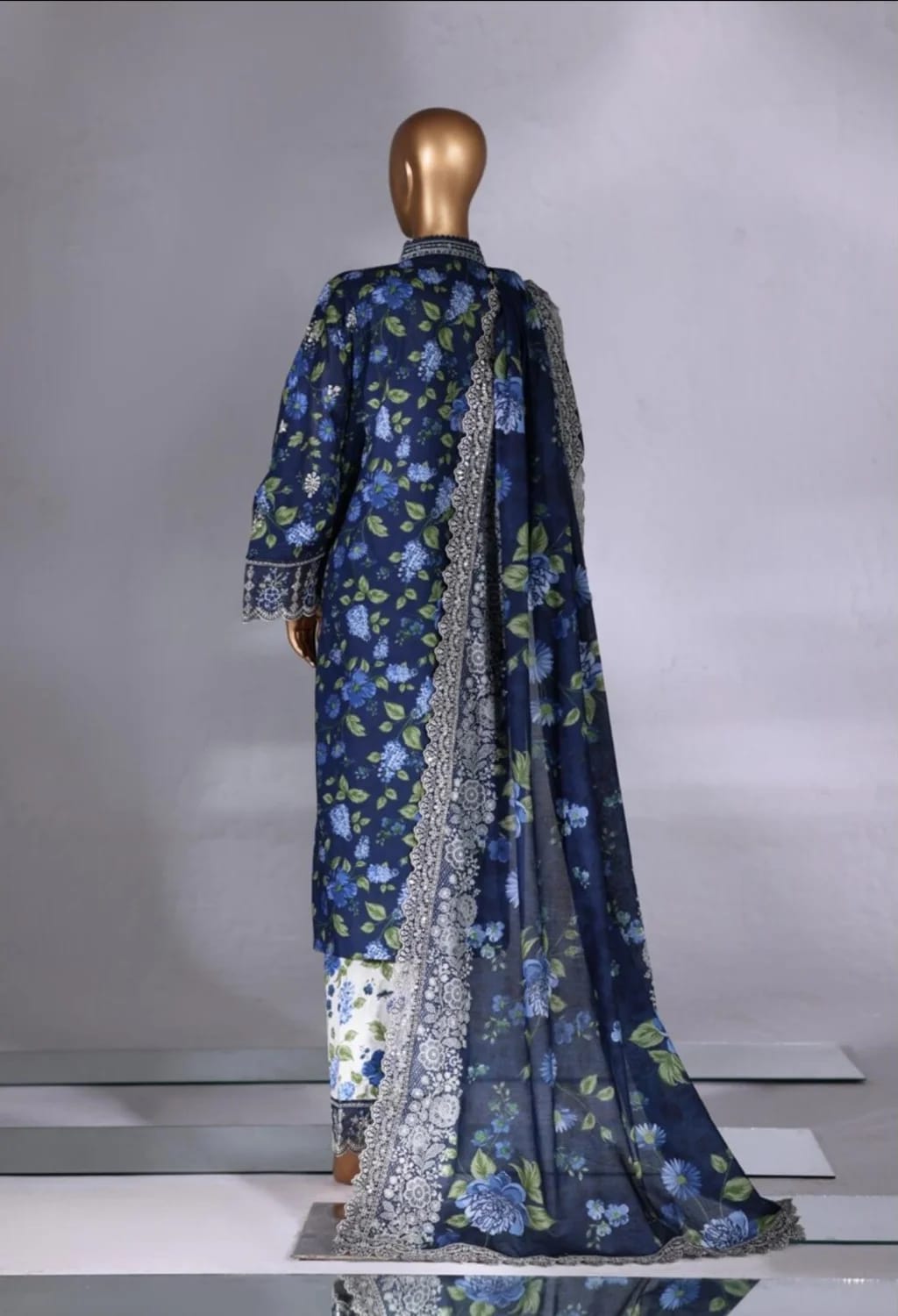 Binsaeed Lawn Embroided 3pc (NSM0192)
