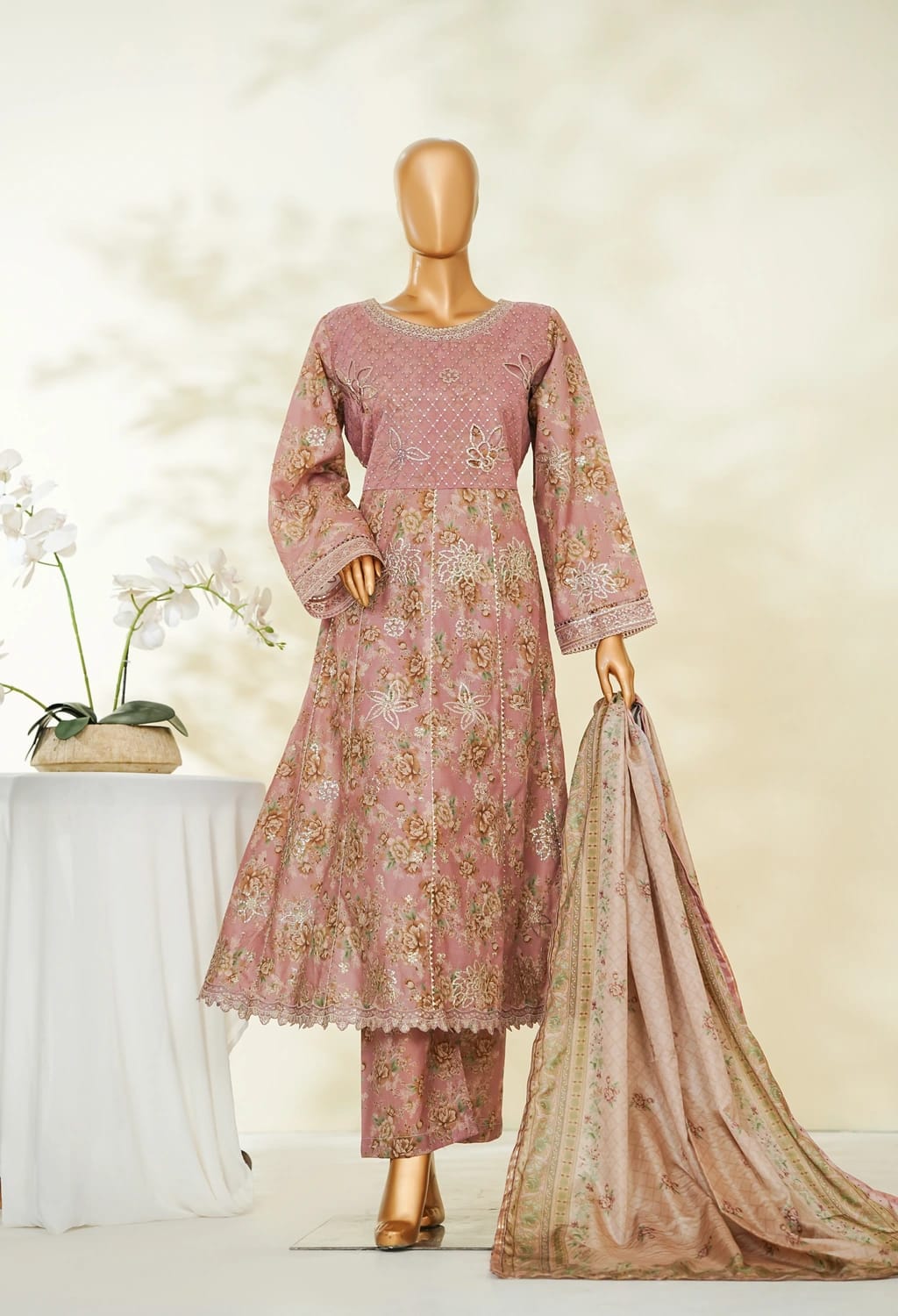 Binsaeed Lawn Embroidered 3pc (LSMK06)